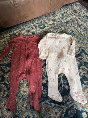 Gerber Baby 3-6m Sleepers x2